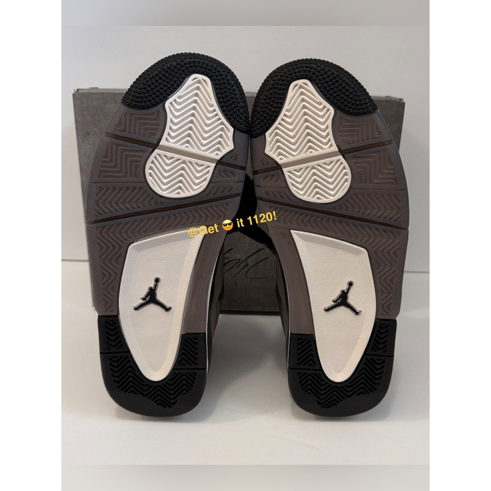 Air Jordan 4 Retro (Cave Stone & Black) Youth Shoes IB4171-200 Size 6.5 Y | W 8
