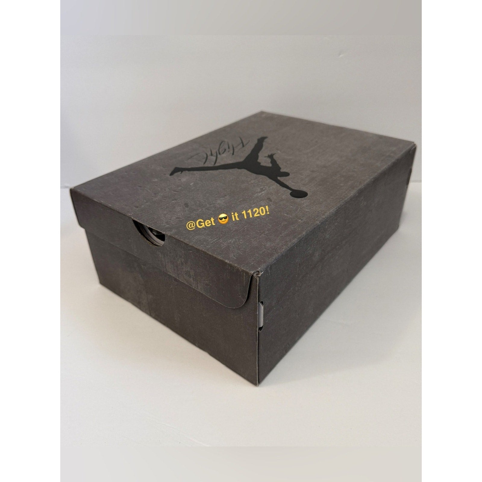 Air Jordan 4 Retro (Cave Stone & Black) Youth Shoes IB4171-200 Size 6.5 Y | W 8